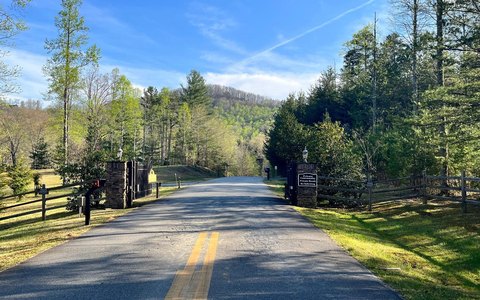 Mountain Top Lot For Sale
