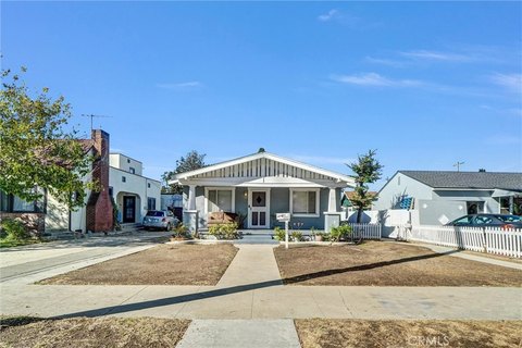 Detached Duplex with Private Yards