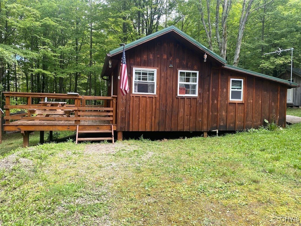 Secluded Cabin Bordering State Forest