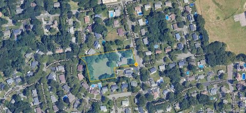 Commercial Sale, East Northport, NY