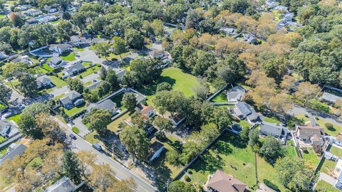 Commercial Sale, East Northport, NY