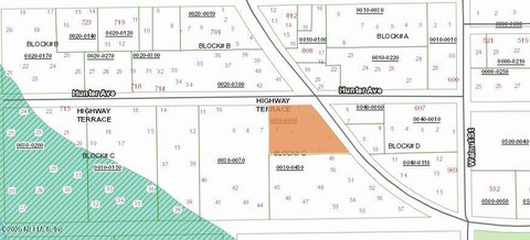 Crescent City Corner Lot