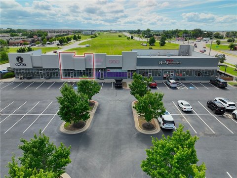Multi-Tenant Retail Suite