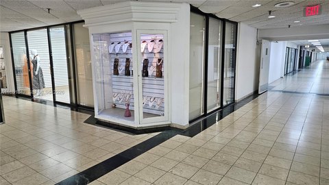 Miami Merchandise Mart Retail Space