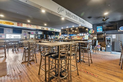 Established Restaurant and Bar