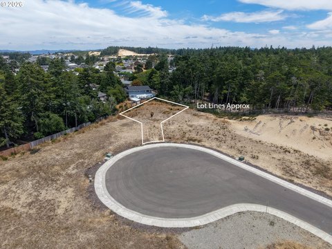 LAND - CoosBay, OR