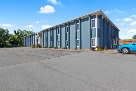 Stone Gate Office Complex Suites