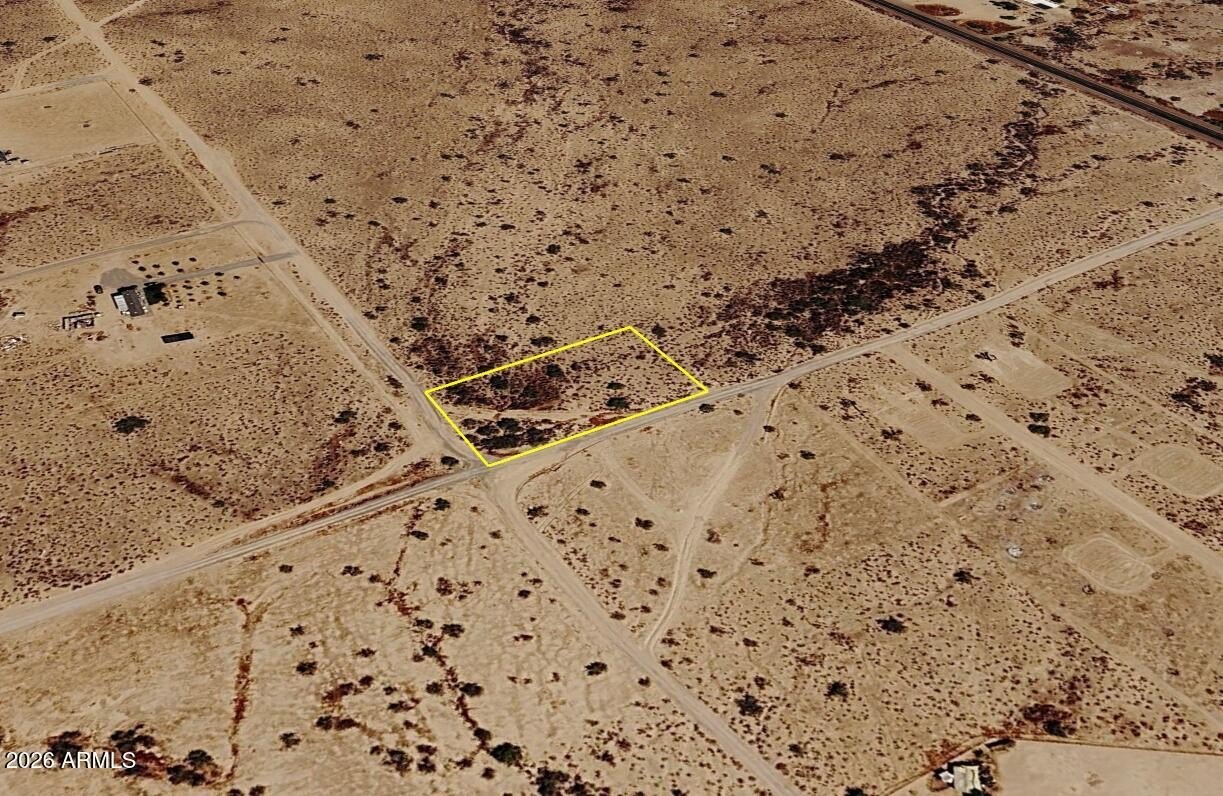 Buildable Corner Lot in Tonopah
