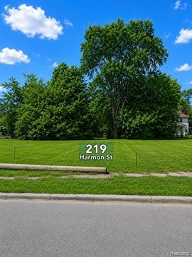 LAND - Detroit, MI