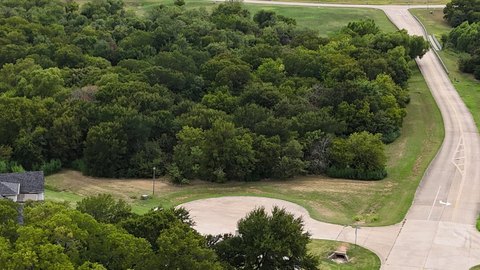 Land in Lake Ridge Community
