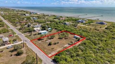 Land, Bayside, TX