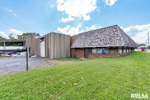 Warehouse with Drive-Through Feature