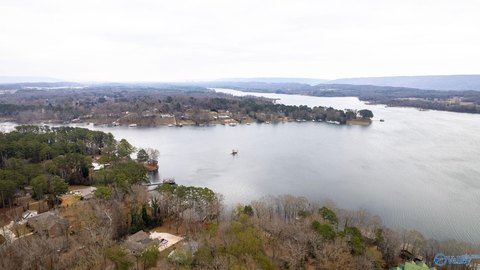 Land with Lake Views