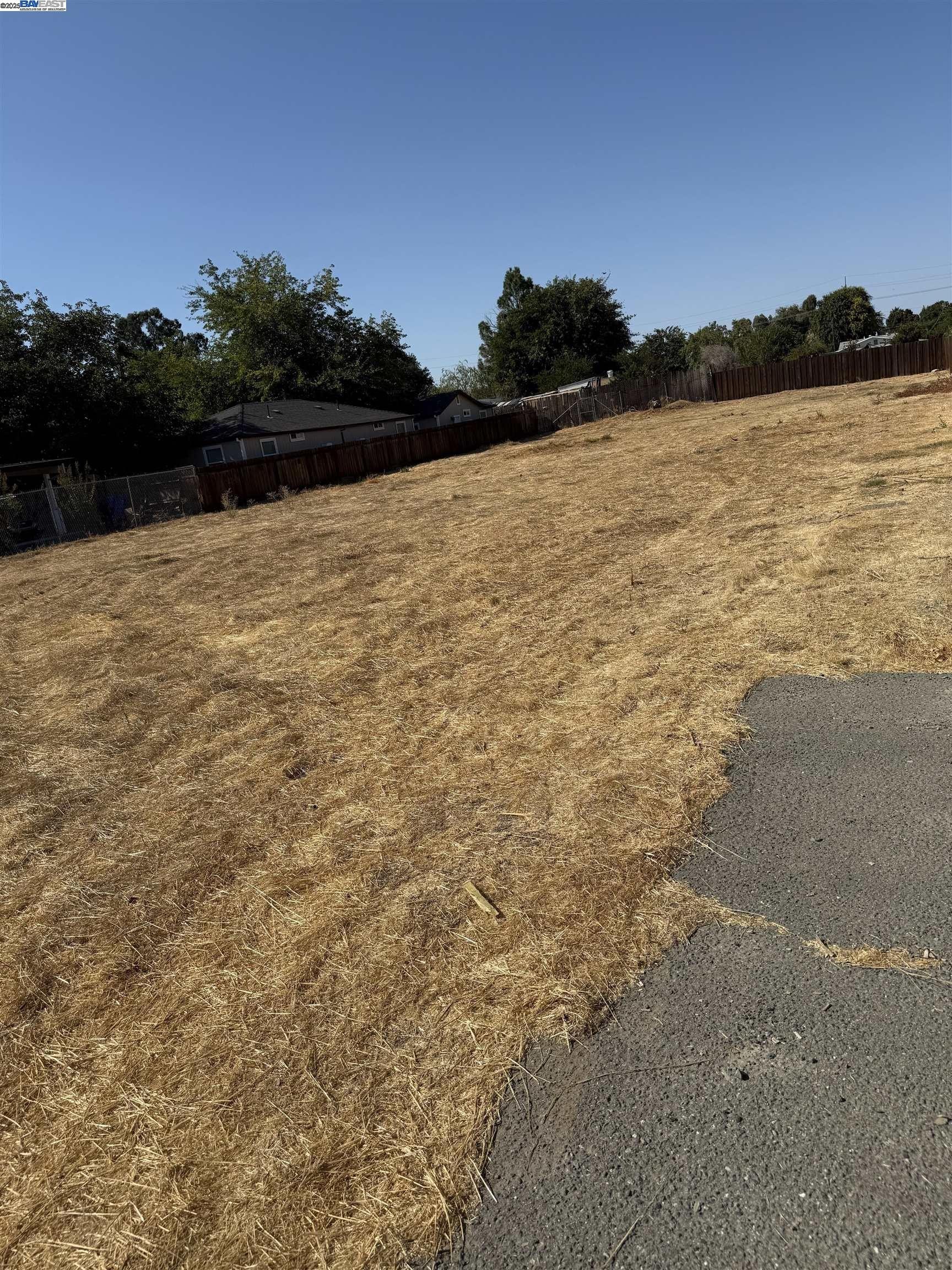Brentwood Land Ready to Build