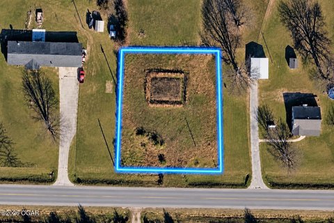 Land, Neosho, MO