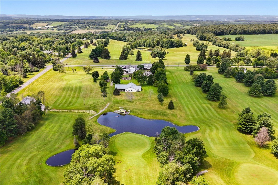 Hillendale Golf Course Estate Retreat
