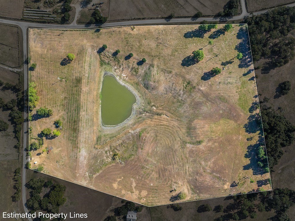25 Acres Between Brenham and Chappell Hill
