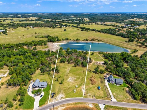 Land, Poolville, TX