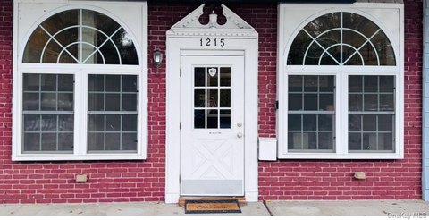 Oakdale Office Condo For Sale