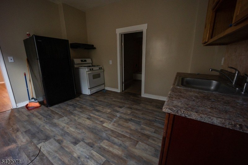 Picture 9