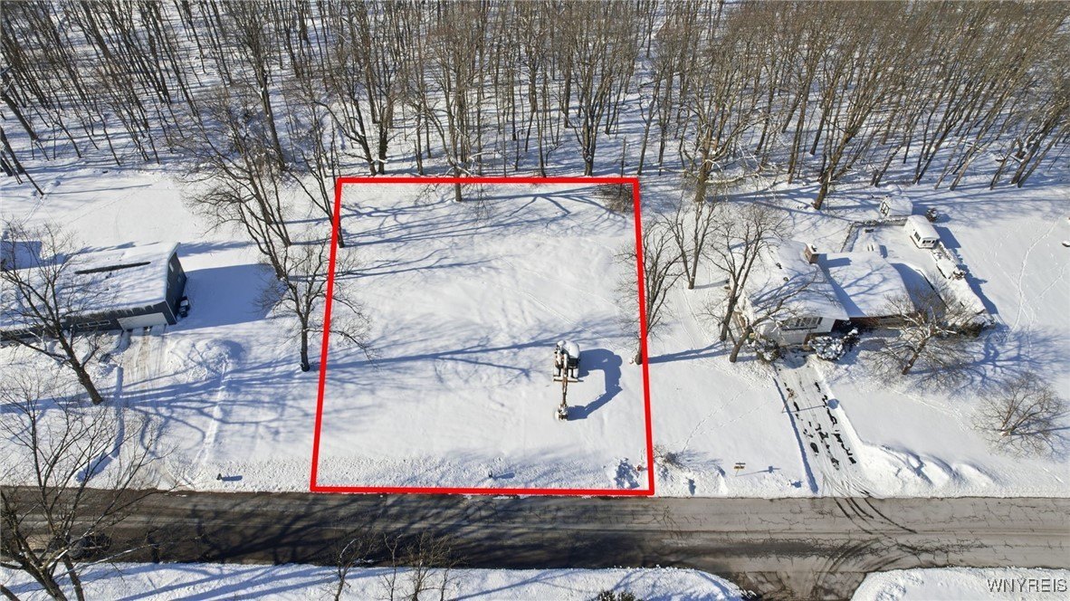 Residential Lot in Established Neighborhood