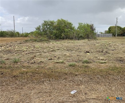 Unrestricted Land Lot