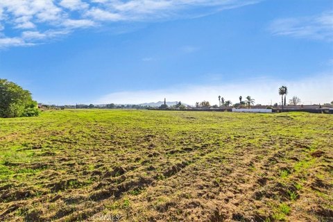Jurupa Valley Land Opportunity