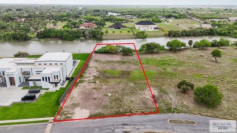 Resaca-Front Lot in Gated Community