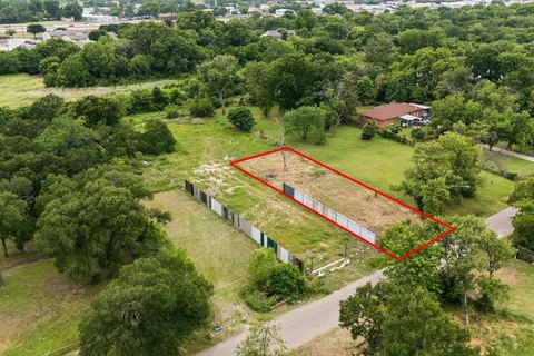 Land, Dallas, TX