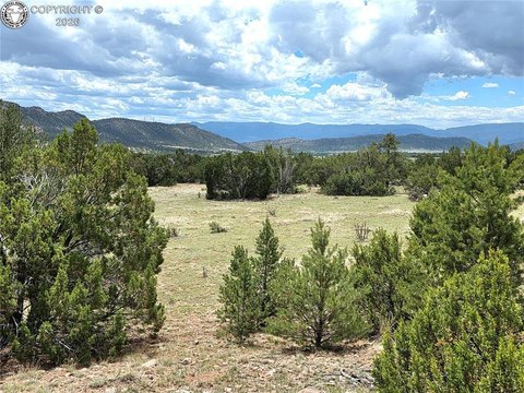 Penrose Land with Mountain Views