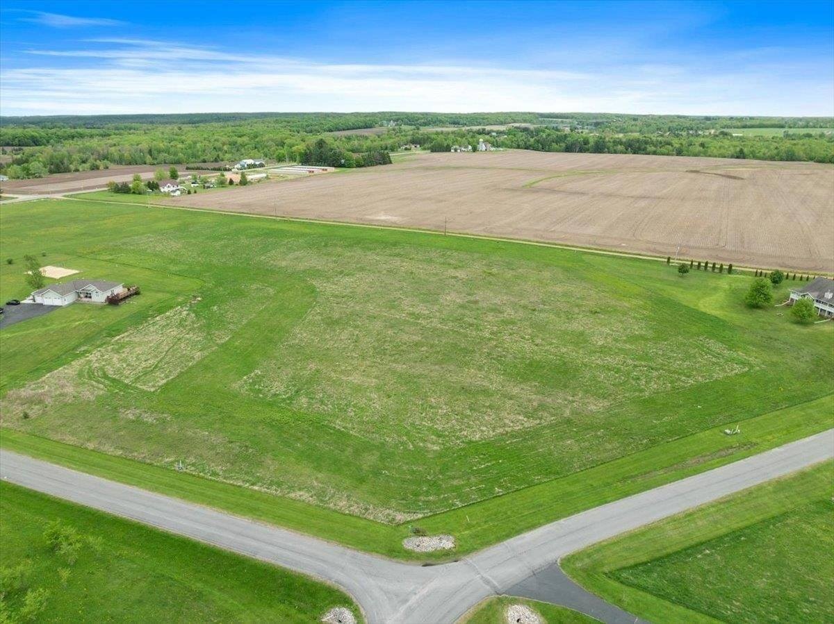 Buildable Lot in Peaceful Setting