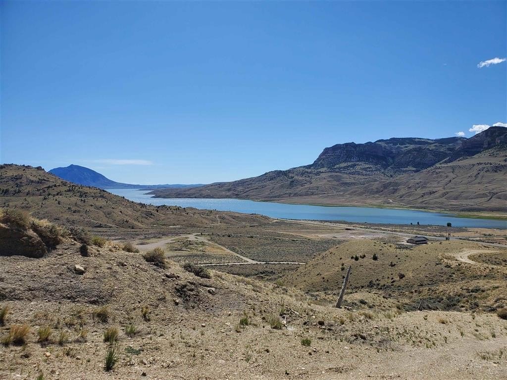 Land with Unobstructed Mountain Views