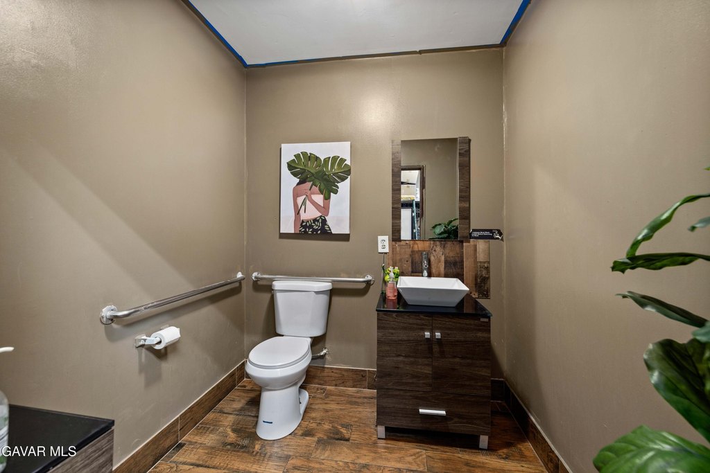 Picture 19