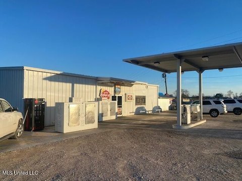 Lake Bruin Business Opportunity