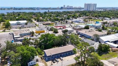 8-Unit Multifamily Apartment Building