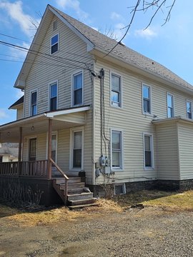 Well-Maintained Duplex in Osceola, PA