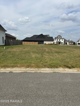 Residential Lot in Dente Lakes