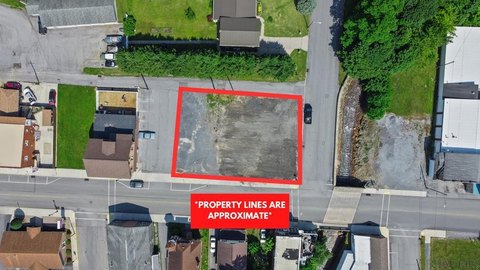 Corner Lot on Main Street