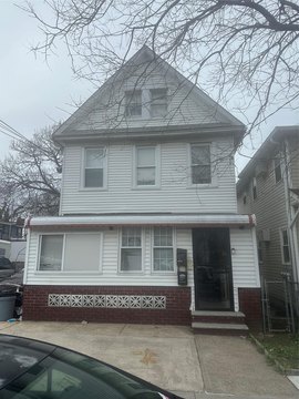 Rosedale Multifamily Property For Sale