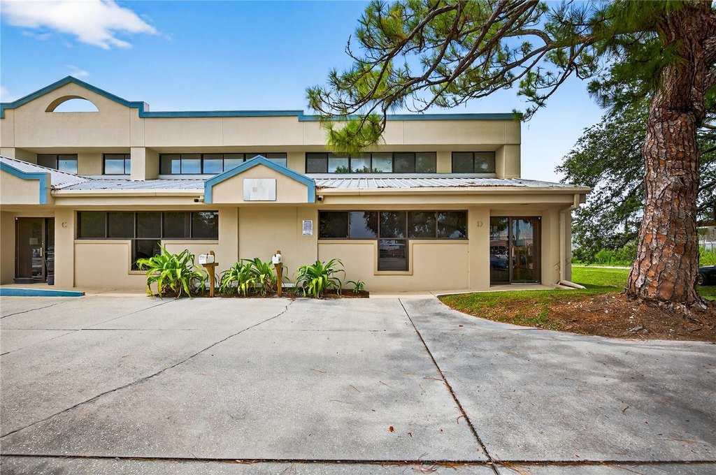 2239 15Th St, Sarasota, FL 34237