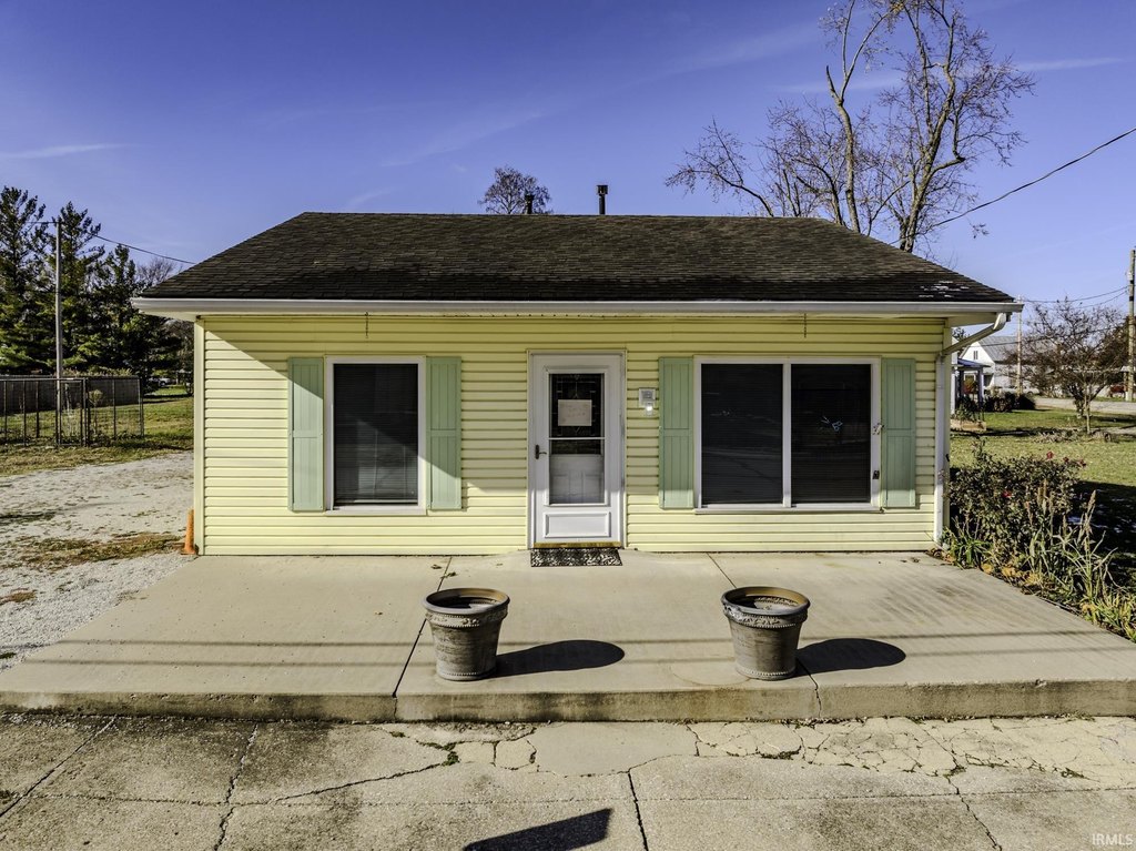 305 S Albany St, Selma, IN 47383