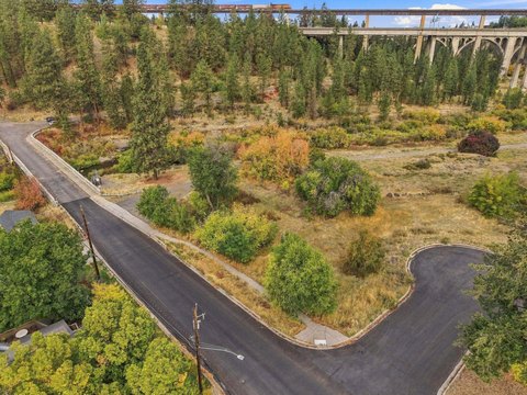 Land, Spokane, WA