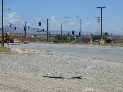 Land/Lot in Pearblossom, CA