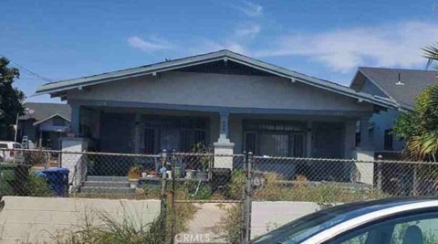 Los Angeles Duplex with Potential