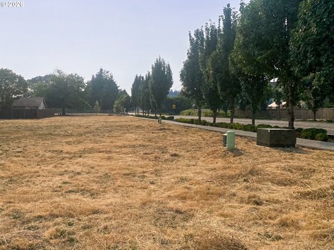 Land, Vancouver, WA