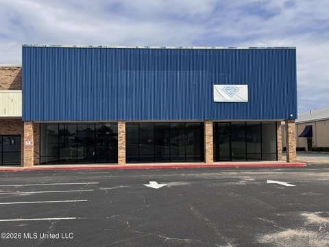 Commercial Space in Gulfport Plaza