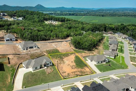 Residential Lot in Maumelle Valley