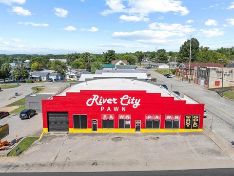 Versatile Commercial Property in Leitchfield
