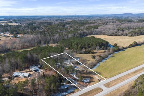 Commercial Land on High-Traffic Road