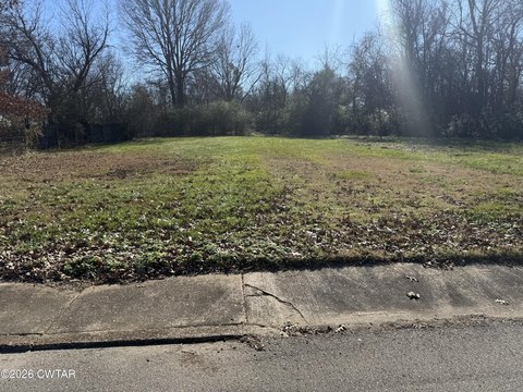 Land, Jackson, TN